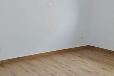 Apartament cu 3 camere în Central - 1