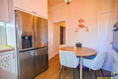 FILM! Eleganta si confort, in cetatea istorica a Brasovului, vedere spre Tampa - 4