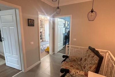 Casă cu 4 camere cu Teren 200 Mp în Central - 15