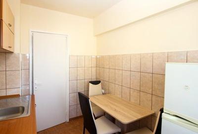 3 camere de inchiriat Al. Compozitorlilor 13 3 camere de inchiriat Al. Compozitorlilor 13 - 18