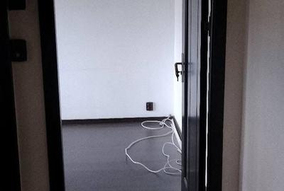 Apartament cu 2 camere semidecomandat în Km 4-5 - 9