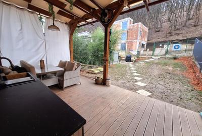 Apartament cu 3 camere semidecomandat, mobilat în Florești - 5