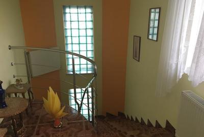 NOU* Vila 350mp cu teren 2000mp in Bucium ! - 10