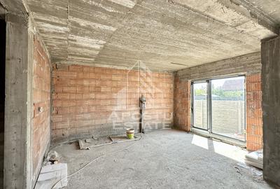 Duplex cu 4 camere cu Canalizare în Giroc - 1