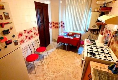 Proprietar, vând apartament 4 camere, decomandat, zona 1 Mai, negociabil - 5