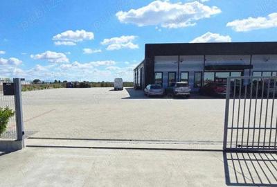 Spațiu comercial, de 585 mp, în Central - 8