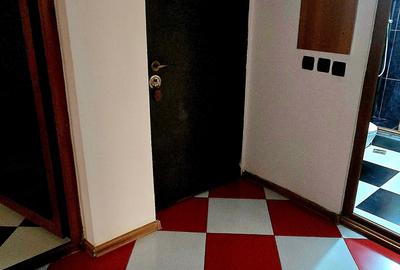 Etaj2/4, micro9 Târgoviște,str. Avram IAncu, închiriere apartament 3camere - 12