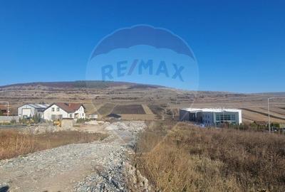 Spațiu comercial, în Vâlcele