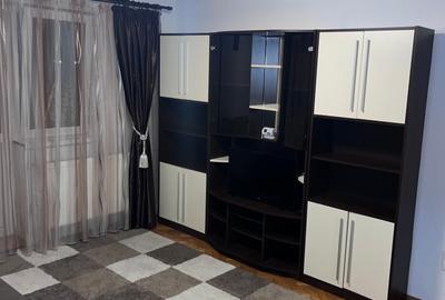Apartament cu 2 camere semidecomandat în Griviței