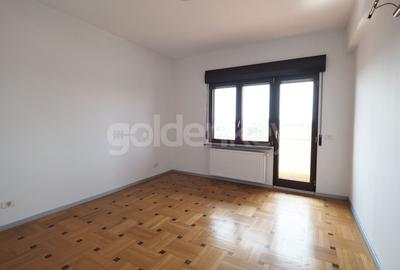 Apartament penthouse cu 3 camere  si vedere frumoasa asupra zonei - 7