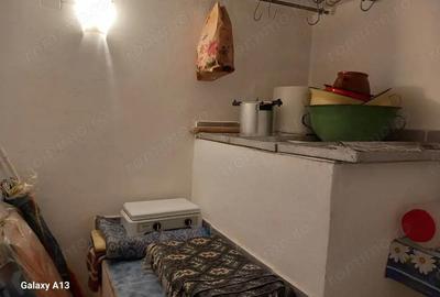 BRASADAS vinde casa 2 cam cu etaj 6 ari zona Bercu Rosu. - 14