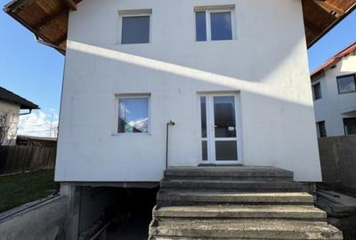 Casa noua 4 camere 190 MP + teren in Ghimbav - 2