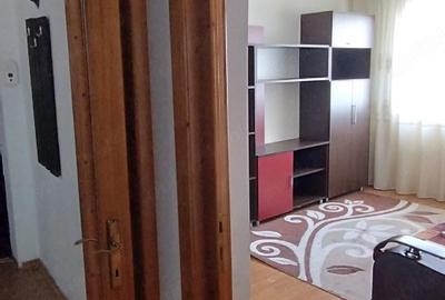 Garsonieră decomandată în Central - 2