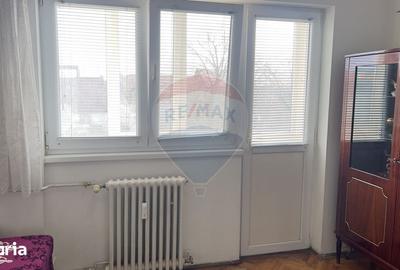 Apartament cu 3 camere semidecomandat, mobilat în Podgoria - 3