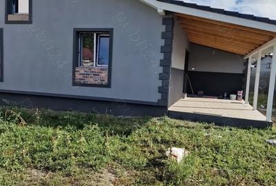 Casă cu 4 camere cu Teren 400 Mp în Sânmihaiu Român - 3