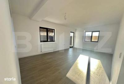 Casă cu 4 camere decomandat în Valea - 3