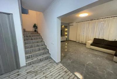 Vanzare casa situata in Targu Jiu, strada Salcamului - 6