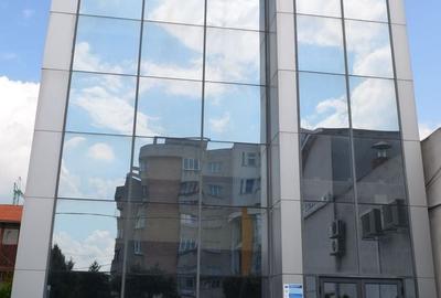 Birou, de 118 mp, în Central - 8