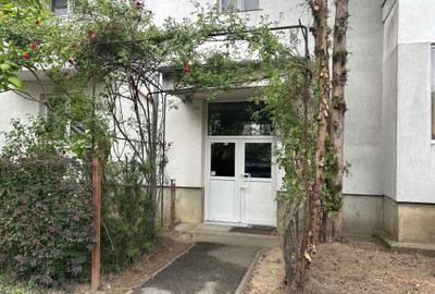 Apartament cu 2 camere semidecomandat în Exterior Vest