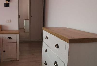 Apartament cu 3 camere decomandat în Central - 1