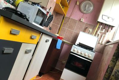 Apartament cu 2 camere decomandat, mobilat în Berceni