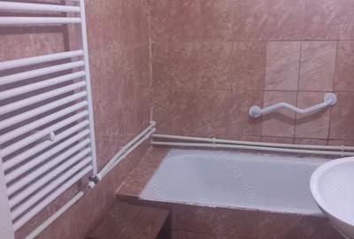 Vand apartament cu 2camere in Rovinari. - 7