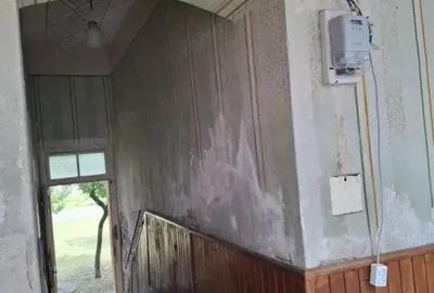 Casa din caramida pentru renovat 3 camere in Nadlac Casa din caramida pentru renovat 3 camere in Nadlac - 9