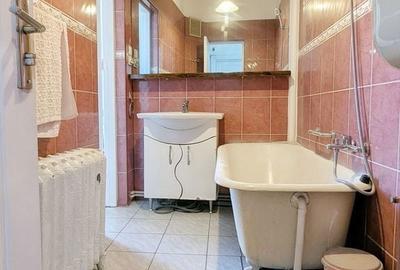 Apartament cu 3 camere decomandat în Decebal - 12