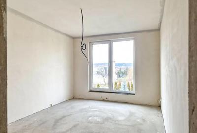Casă cu 4 camere cu Teren 300 Mp în Central - 5