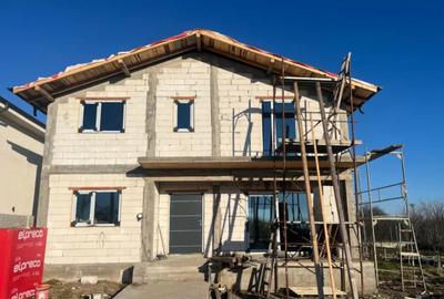 Casă cu 4 camere în Central - 5