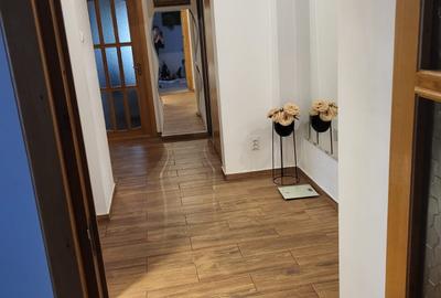 GARA ARCU 3 CAMERE DECOMANDAT 80 MP MOBILAT SI UTILAT  BLOC 1988  COD 161029 - 13