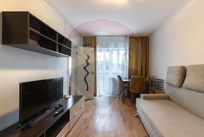Apartament cu 1 camere decomandat, mobilat în Tractorul