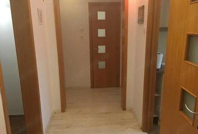 Apartament cu 4 camere decomandat în Titan - 11