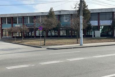 Spațiu comercial, de 800 mp, în Central - 2