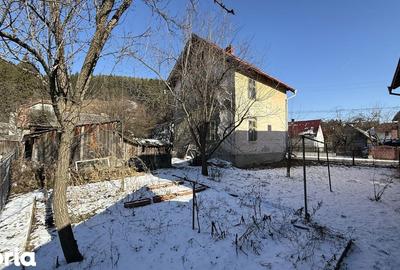 Casă cu 4 camere cu Teren 373 Mp în Central - 7