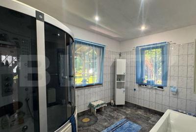 Vila de vanzare, cu 9 camere, 360 mp, zona Ora?tie - 12