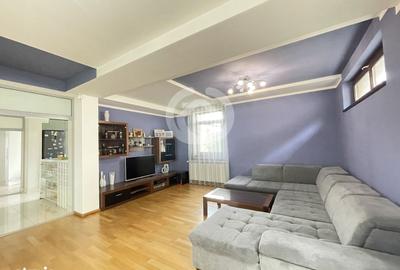 Casă cu 6 camere cu Teren 611 Mp în Central