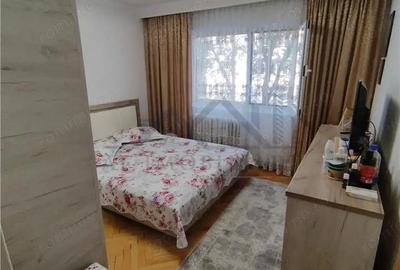 Apartament cu 3 camere decomandat, mobilat în Cug - 7