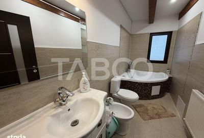 Casă cu 4 camere cu Teren 152 Mp în Central - 13