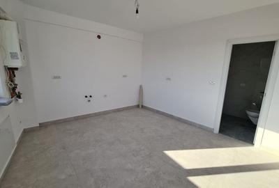 Apartament cu 3 camere decomandat în Micălaca - 1