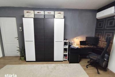 Garsonieră decomandată în Micro 3 - 1