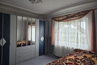 Casă cu 4 camere în Central - 8