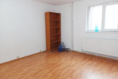 Eroii Revolutiei, Bld Pieptanari, spatiu birou, parter - 1