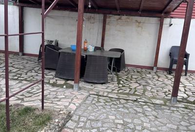 Casă cu 4 camere în Port - 1