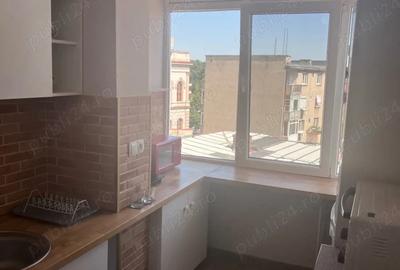 Garsonieră decomandată în Central - 3