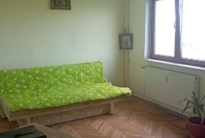 Apartament cu 2 camere semidecomandat în Basarabia