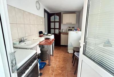 Casă individuală cu 2 camere cu Canalizare în Central - 7