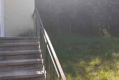 Casă cu 2 camere cu Teren 70 Mp în Central