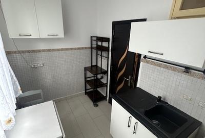 Orizont Afi Palace Drumul Taberei 1 min Metrou Garsoniera decomandata 43 mp - 2