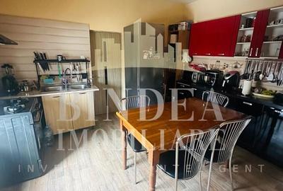 Casa pe principala in Giarmata  737mp teren - 3